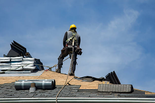 Professional Gutter Installation technician working in McKenna, WA